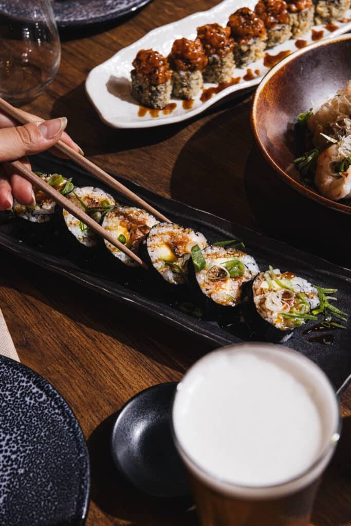 Makis Tempurizados: Una aventura de Sabor y Crujido - 4 Makis